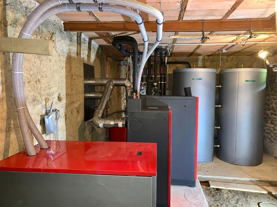 Chaufferie domestique avec équipements de chauffage central